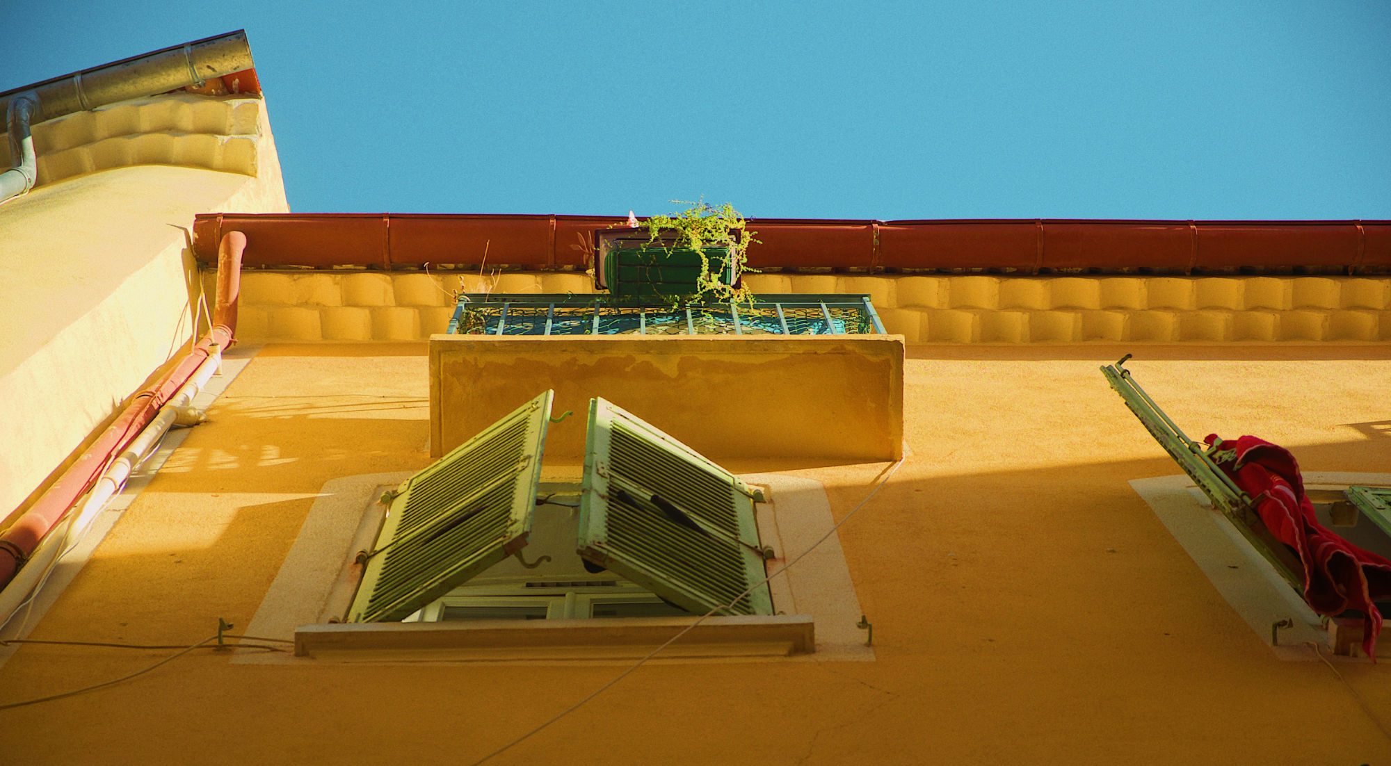 LOCKEYS-CONCIERGERIE-hyeres-proprietaires